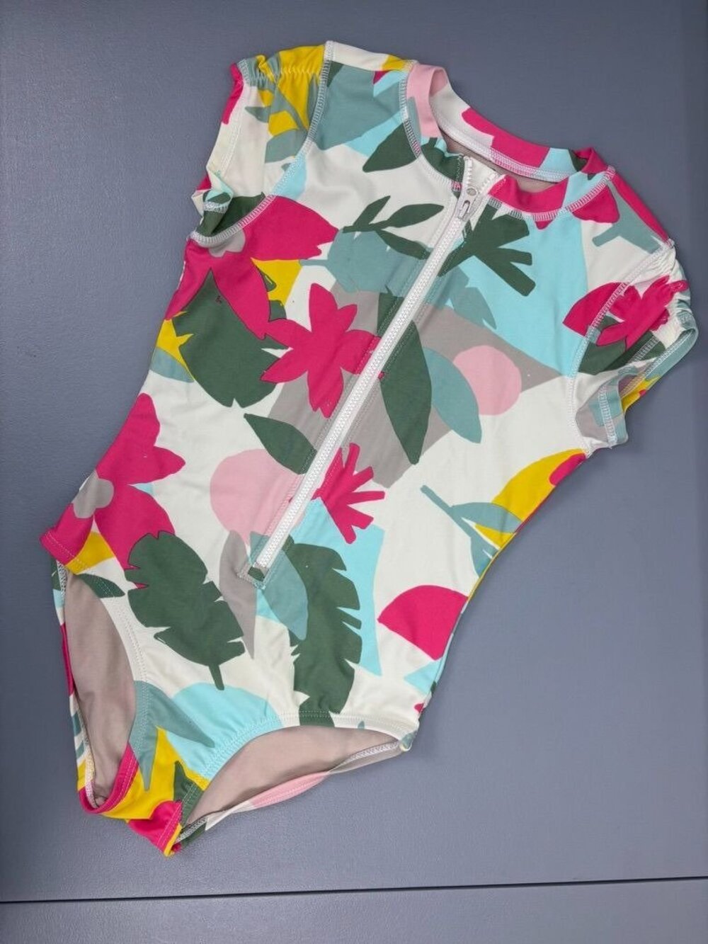 Tea youth girls 8 abstract floral short sleeve rash guard one piece swimsuit